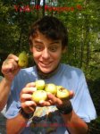 Robert-with-Pawpaws2.jpg Robert-with-Pawpaws2.jpg